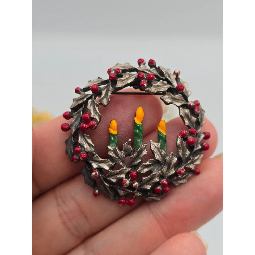 Christmas Brooch Lot Women OS Multicolor Good Vintage Holiday Pins 8pc